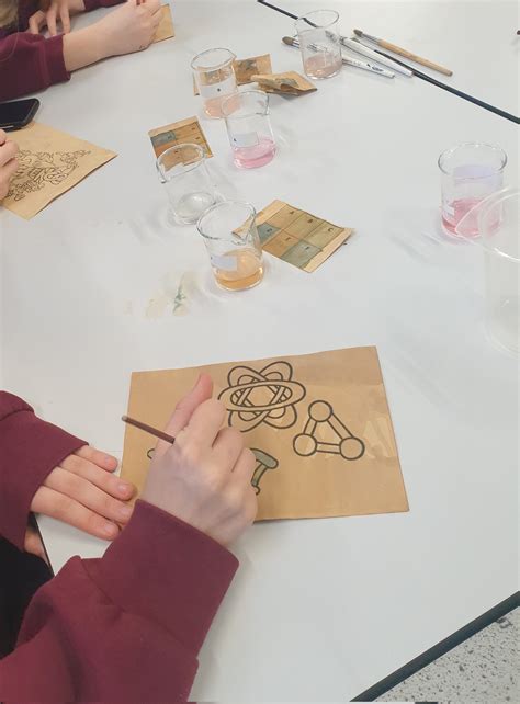 The Wonders of Science in Science Club! - Paulet High School & 6th Form ...
