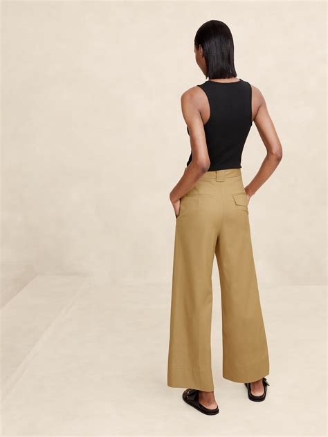 Oceanside Wide-Leg Cropped Pant | Banana Republic