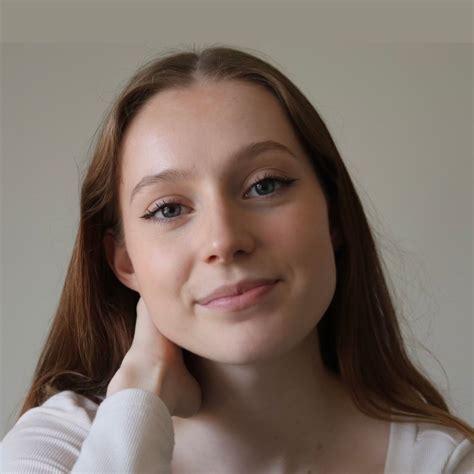 Emma Moore - Solo Singer - Christchurch - PME Entertainment Agents