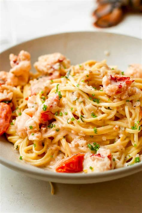 Butter Garlic Lobster Pasta at Caitlyn Lavater blog