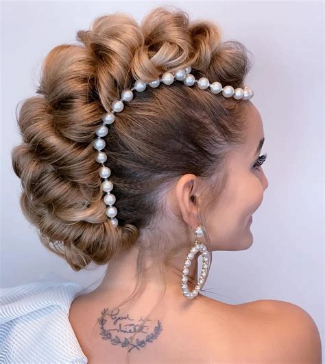 18 Special Birthday Hairstyles That Are Popular In 2024