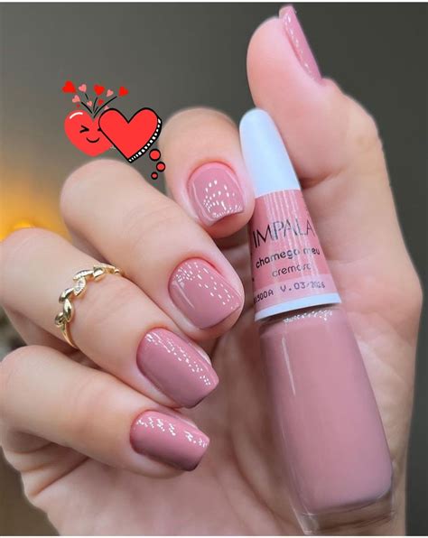Pin de milla oliveira 2018 em esmalte nude | Unhas bonitas, Esmalte de unhas, Unhas desenhadas