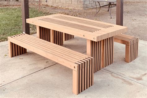 Simple Picnic Table Plans 2x4 Outdoor Furniture (DIY, Easy to Build ...