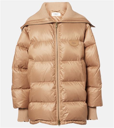 Oversized quilted down jacket in beige - Chloe | Mytheresa