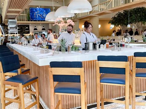 Clips Restaurant at Jean Begaye blog