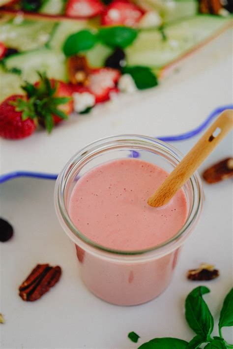 Strawberry Balsamic Dressing | by Lauren Cermak