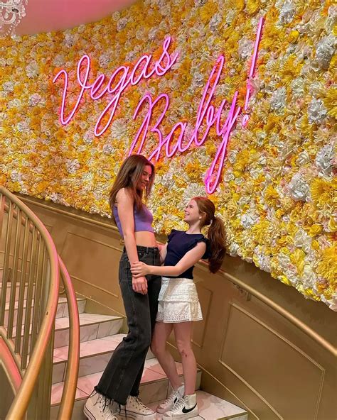 Harper Zilmer's Styles - Pretty Designs