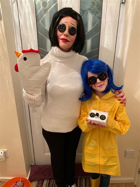Halloween Coraline and other mother | Coraline halloween costume ...