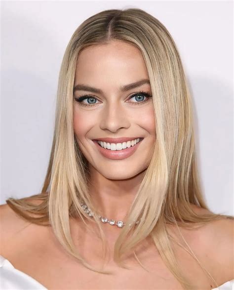 How to Make Them Chase You (Without Playing Games) | by 𝐌𝐢𝐬𝐛𝐚𝐡 𝐀𝐧𝐬𝐚𝐫𝐢🍒 | Jan, 2026 | Medium