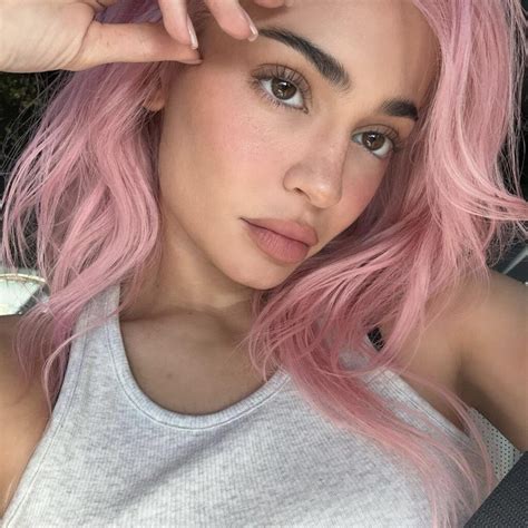 Hunter King Body Measurements, Bra Size, Height, Weight