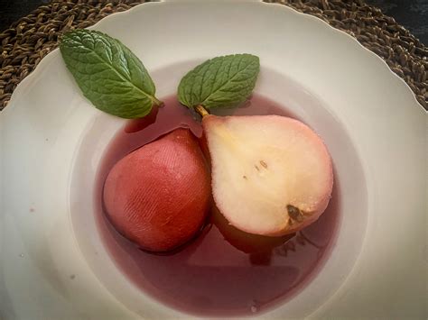 Quick and Easy Pears in Wine - Viva Spanish Kitchen