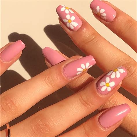 Light Pink Nail Designs With Flowers