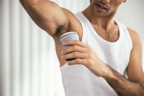 Best Deodorants for Men 2021: How to Prevent Body Odor