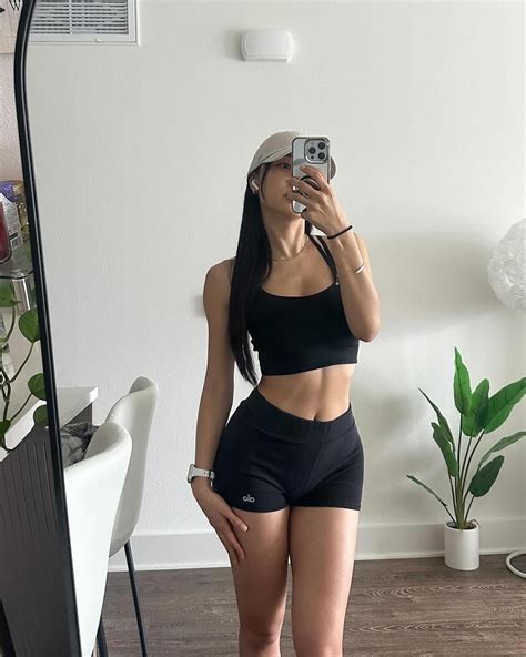 Jenny 제니 | Workout done, new vlog up on YT! Link in bio 🏻 • • • #vlog #lifestyle # ...