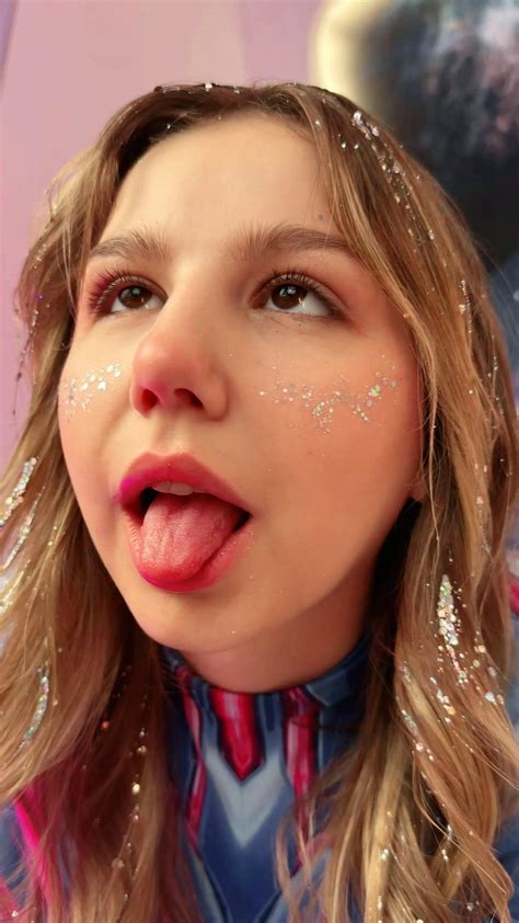 Judy Blooms (@judybloomsofficial) - Urlebird