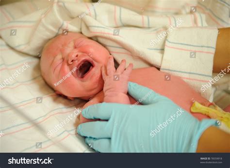 2,597 Newborn Baby Crying Hospital Images, Stock Photos & Vectors ...