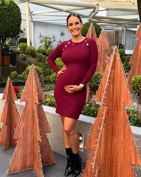 Gina Holguã­n Nudes