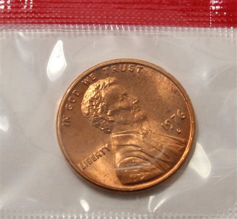 1976 D Lincoln Memorial Penny Uncirculated US Mint at Amazon's ...