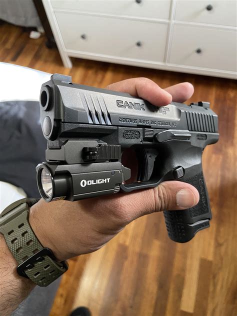 Olight Baldr Mini : r/canik