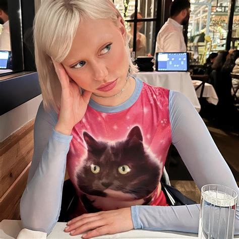 Kitty Shirt Delia’s Long sleeve Size small - Depop