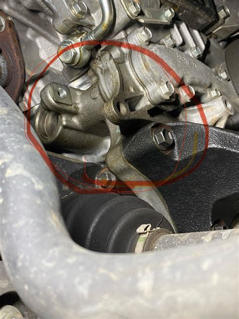 2GR-FE front timing cover leak : r/Toyota