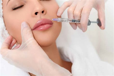 Botox Lip Flip: Benefits, Cost, Procedure | Sherman Oaks, LA