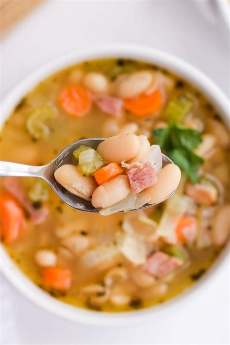 Leftover Ham and Cannellini Bean Soup - xoxoBella