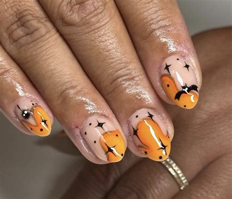 Spooky-Chic Halloween Nail Designs for Short Nails