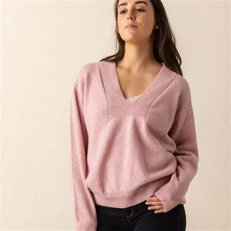 Eribe Corry Deep V-Neck Sweater - Glacier Timeless