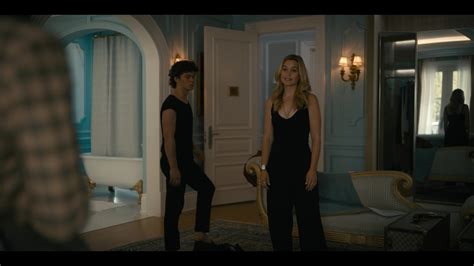 ausCAPS: Zac Burgess nude in Cruel Intentions 1-01 "Alpha"