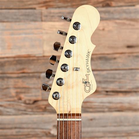G&L Skyhawk Black Sparkle 2021 – Chicago Music Exchange