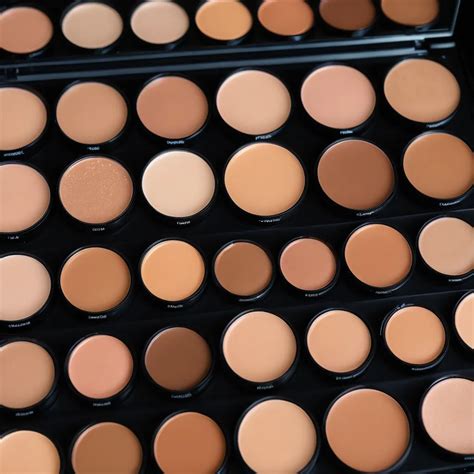 Mastering Makeup Techniques to Hide Scars
