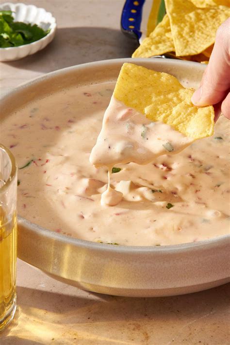 Chile Con Queso Recipe (3 Steps, 20 Minutes)