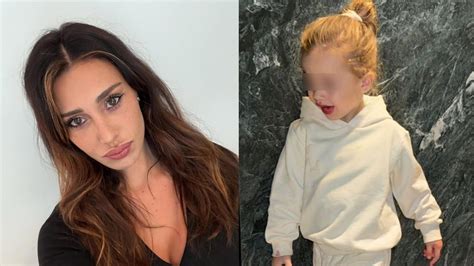 Belén Rodriguez senza trucco: a scattarle la foto al naturale è la piccola Luna Marì