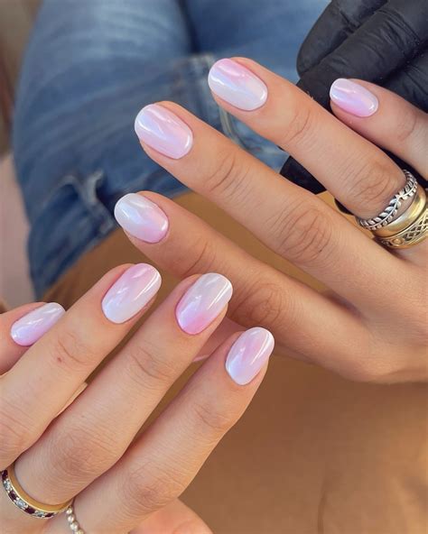 17 Ombre Nail Ideas You'll Regret Skipping - CreativeBooster