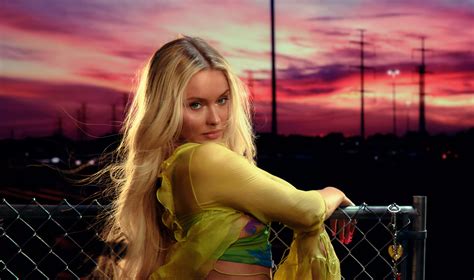 Zara Larsson i ny dokumentärfilm: "Intimt porträtt"