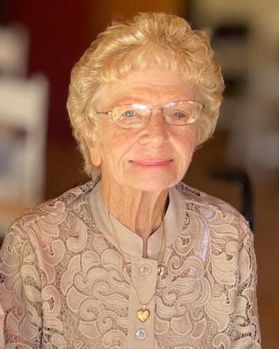 Carolyn R Van Vuren Obituary (2025) - Wheatfield, IN - Boersma Funeral Home