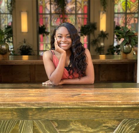 Scholarships and Fellowships - Honors College - The University of Texas ...