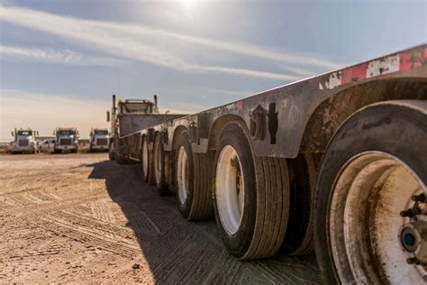 Services & Equipment - Rig Runner