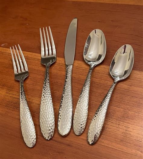 Oneida Hammered Flatware Sets at Eric Montez blog