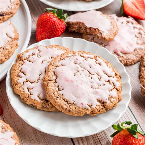 Strawberry Cookies