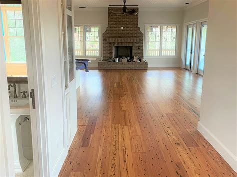 Customer Spotlight: Naily Antique Heart Pine in Lake Cottage