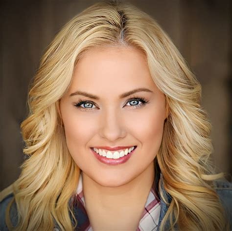 Crypto Queen Darcy Donavan - 360 MAGAZINE - GREEN | DESIGN | POP | NEWS