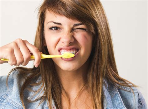 Vitamin Deficiency Gum Bleeding at Darcy Spaull blog