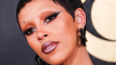 Doja Cat reveals she had plastic surgery and is recovering