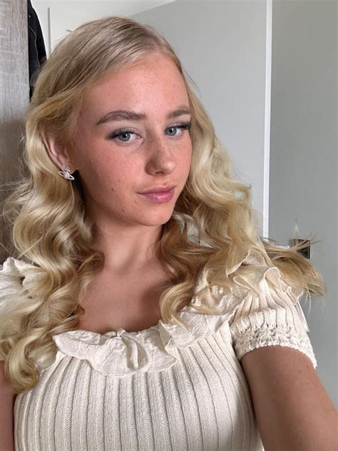 Beach blonde wavy hair : r/sexyhair