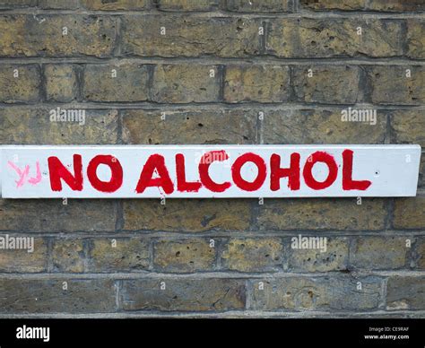 No alcohol sign hi-res stock photography and images - Alamy