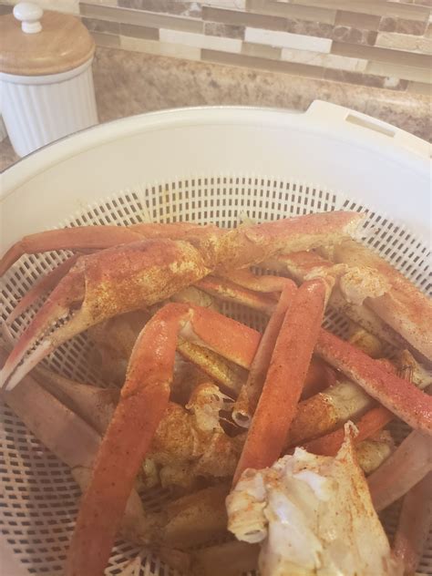 How to Steam Crab Legs on Stove: A Masterclass in Seafood Cookery