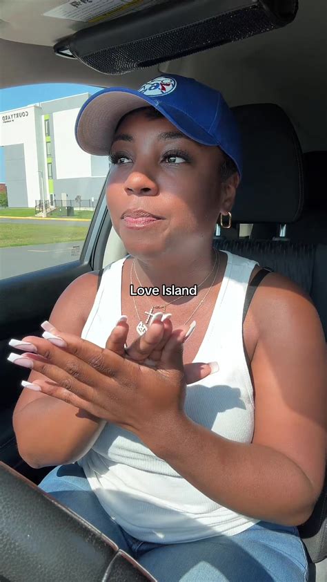 Ebony Joi (@iamebonyjoi) - Urlebird