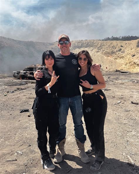 Savannah Summer (@savysummer) • Instagram photos and videos